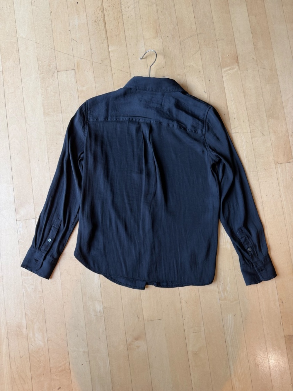 Banana Republic Black classic shirt, XS, GD1285 - Picture 3 of 3